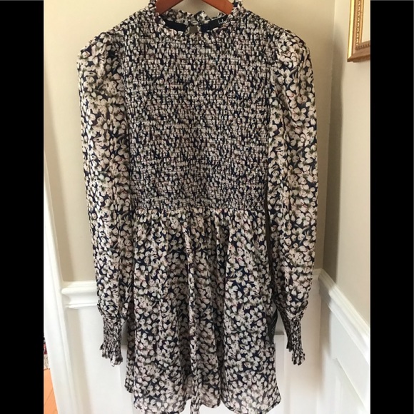 NWT Lulus Smocked Dress Small so lovely 💕 - Picture 2 of 10